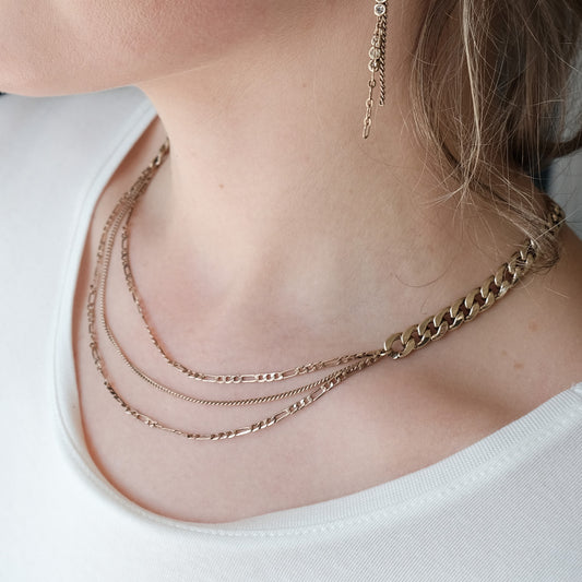 A & C Oslo Short Chain with 3 Rows - Gold Plated