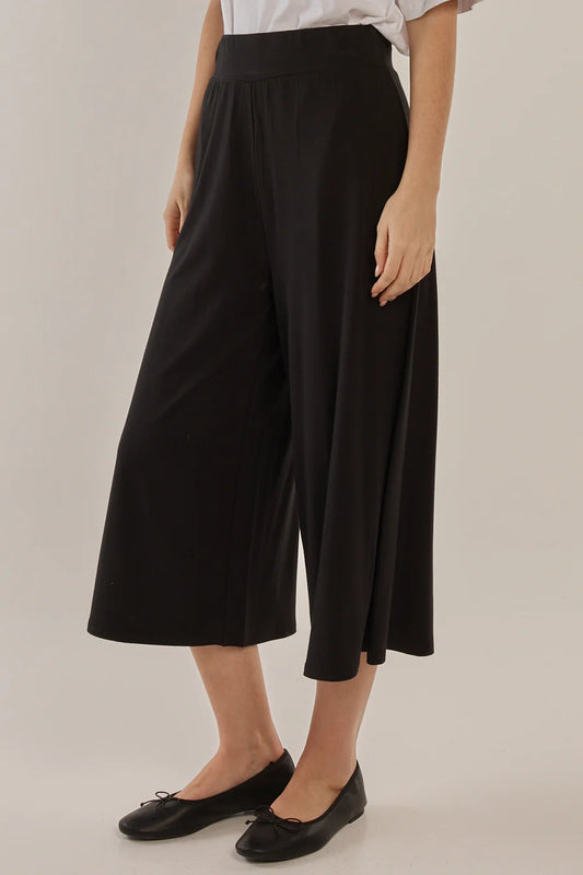 Betty Basics Crystal Crop Jogger - Black