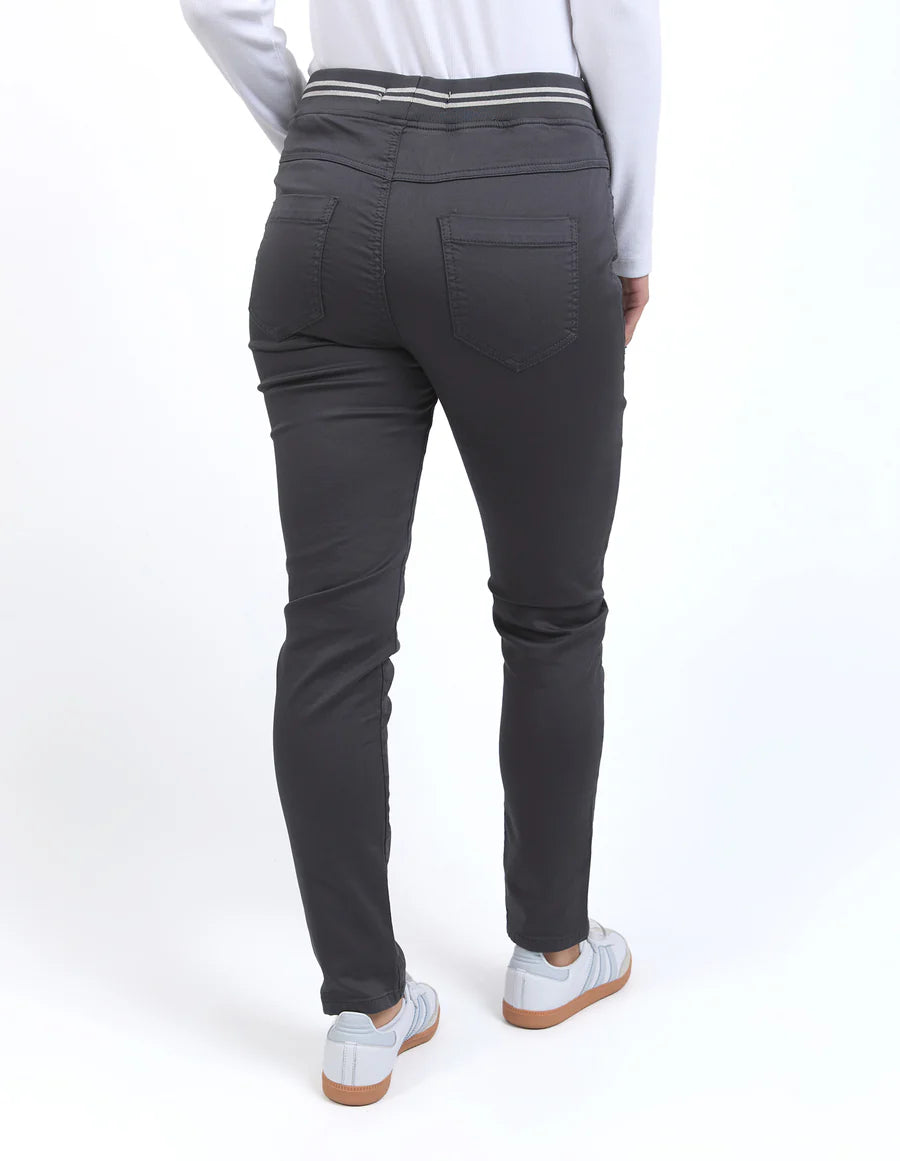 Foxwood Sylvia Jogger - Charcoal