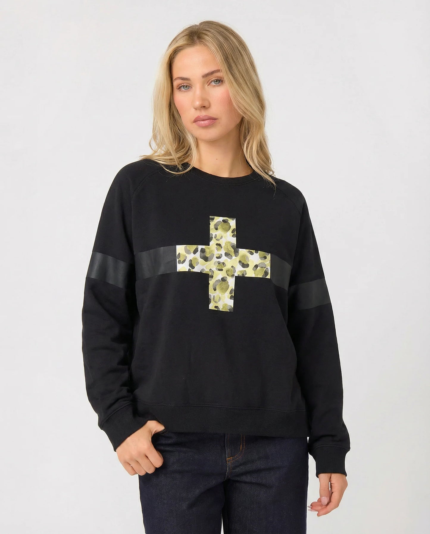 Stella + Gemma Classic Sweat - Leopardess Cross