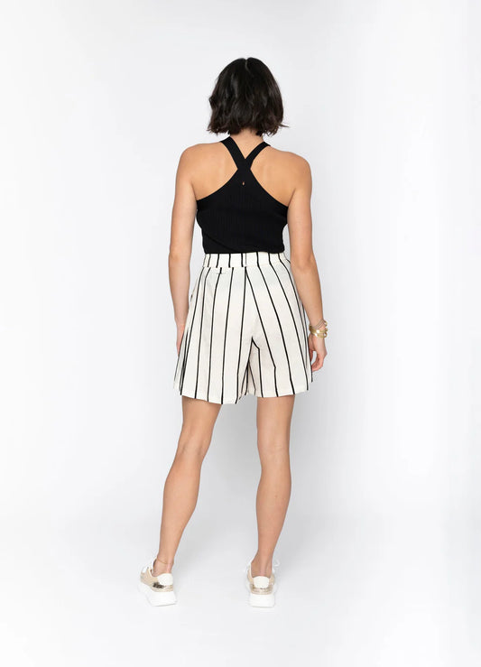 Blacklist Vena Top - Black