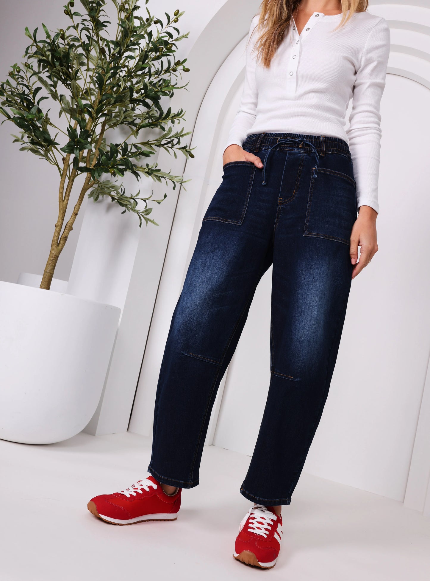 Monaco Jeans Leo Barrel Jean - Ink