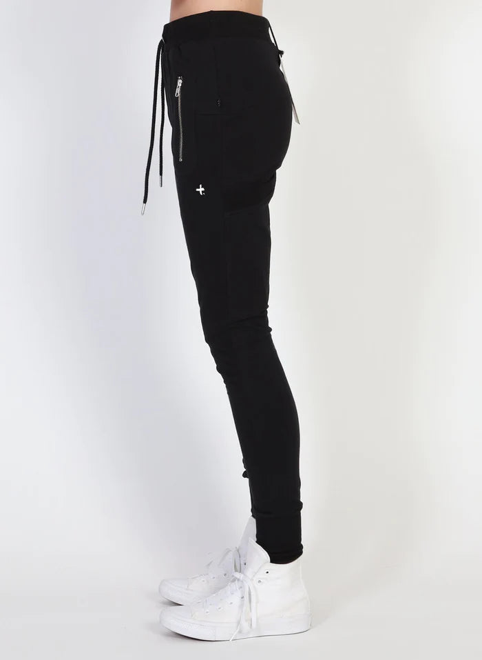 Federation Escape Trackies Hopeful - Black
