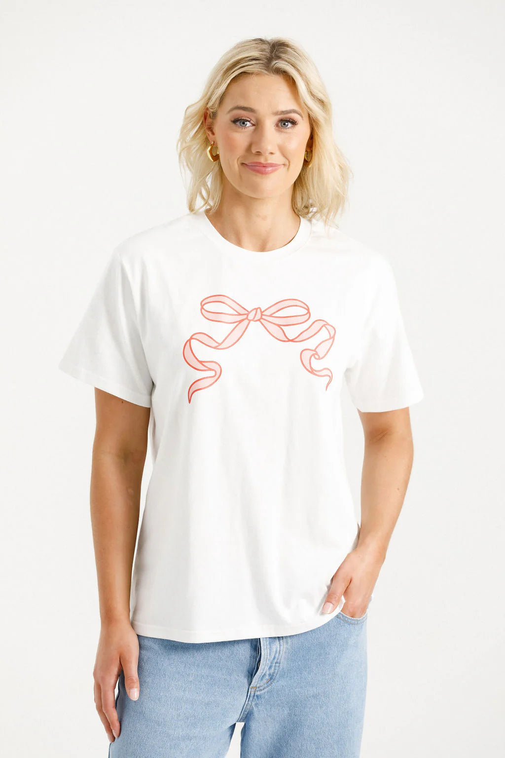 Homelee Chris Tee - White with Blosssom Berry Bow