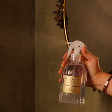 Peppermint Grove Room Spray - Champagne & Red Berries