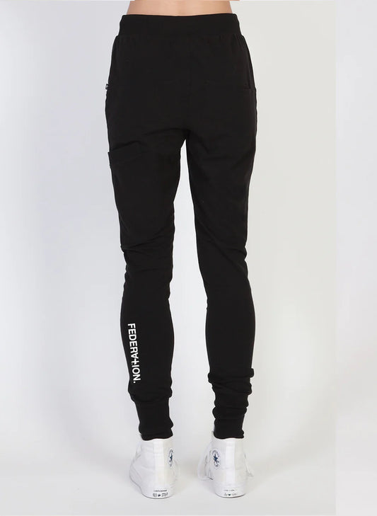 Federation Escape Trackies Staple Black/White