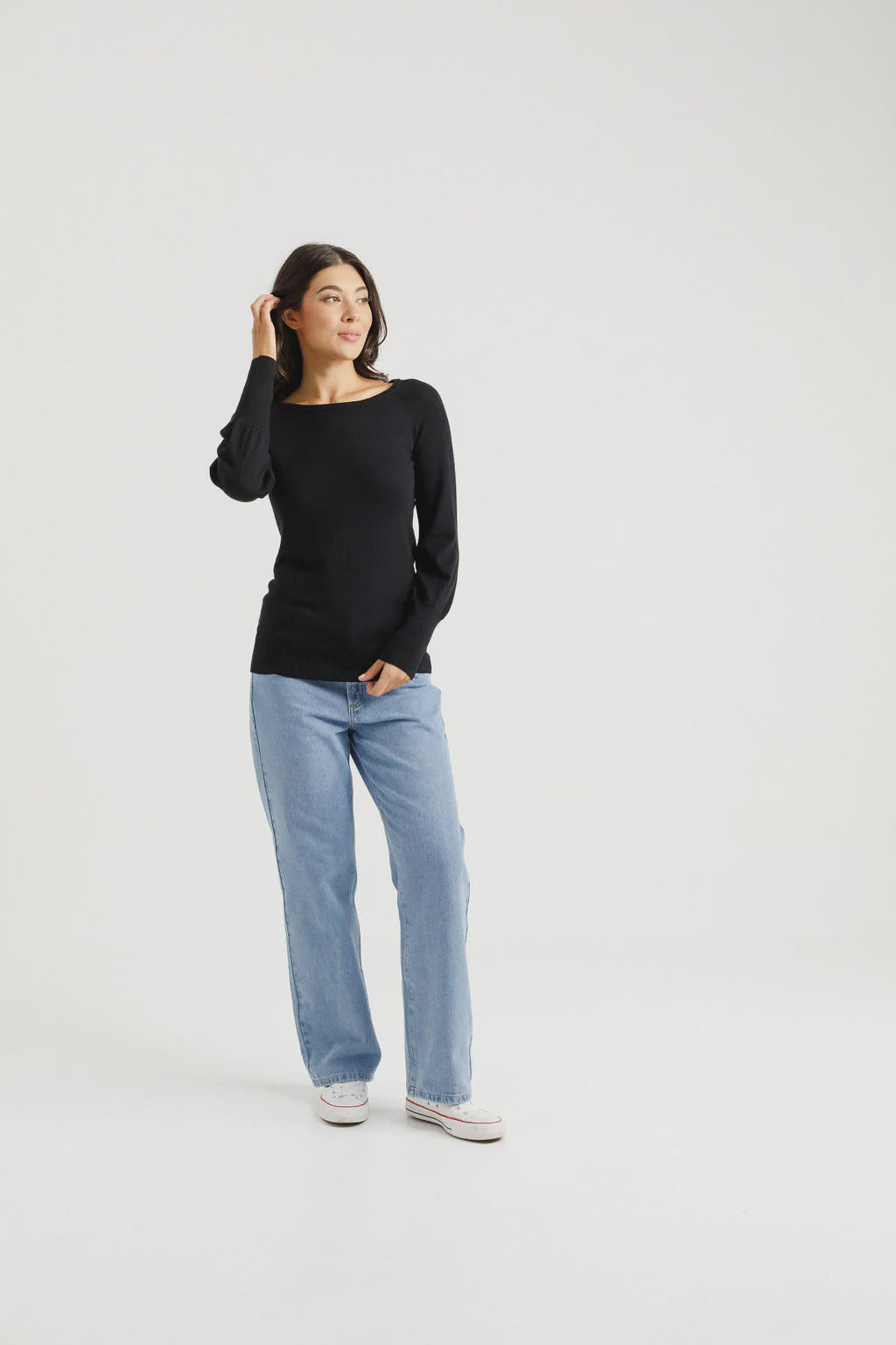 Homelee Knitted Grace Crew - Black
