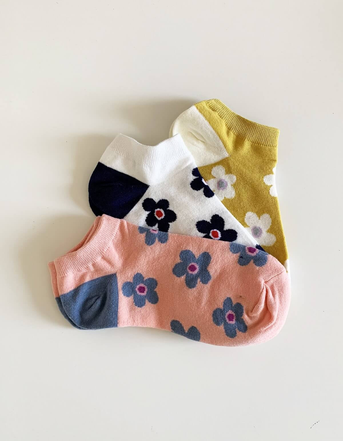 Stella + Gemma Bloom No Show Socks Set of 3