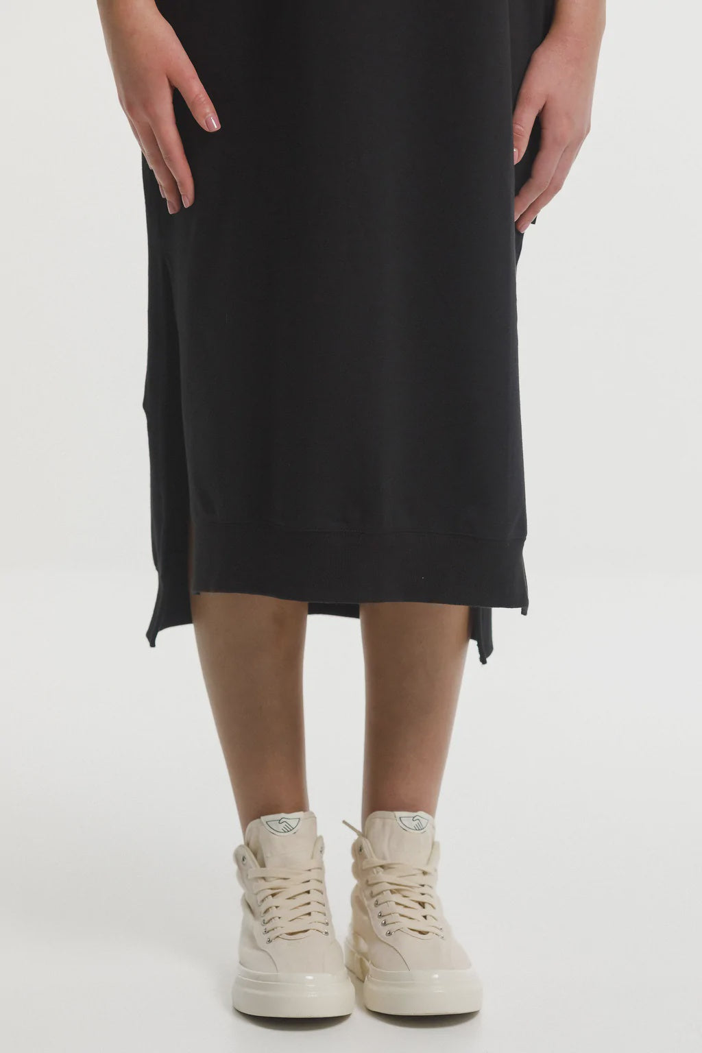 Rose Road Cruz Dress Black with Large Embossed Rose