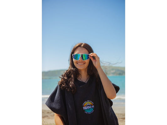 Moana Road Sunglasses Roadsters White with Blue Lens