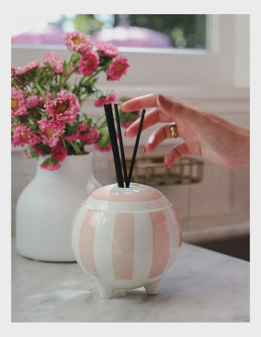 Moss St. Ceramic Diffuser 350ml - Raspberry Honey & Musk