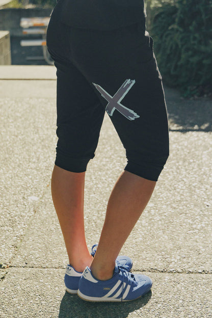 Homelee 3/4 Apartment Pants - Black with Marine Blue Shadow X