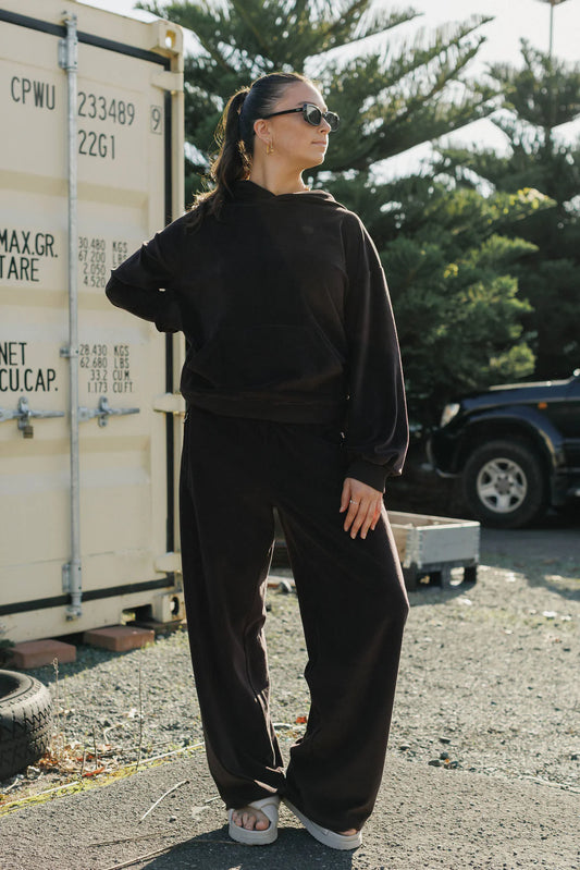 Rose Road Jett Pants - Cocoa Velour