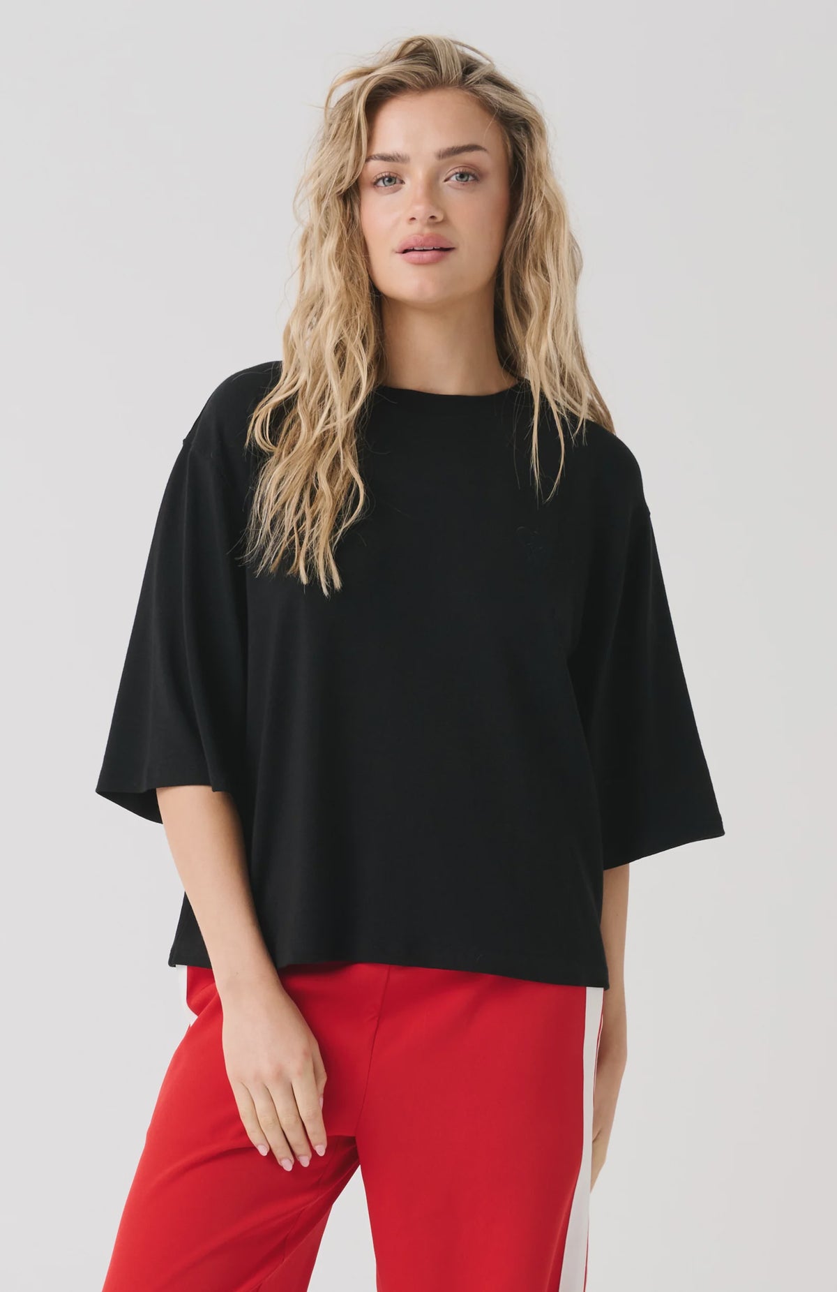 Cartel & Willow Solana Tee - Black