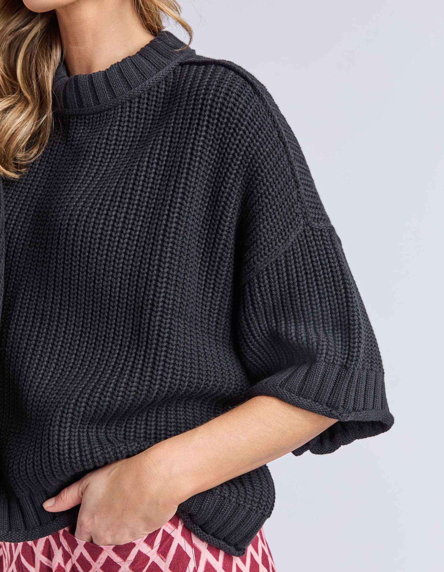Elm Luela Short Sleeve Knit - Black