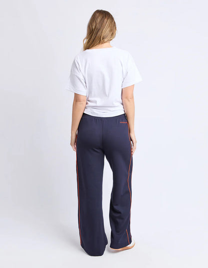 Foxwood Traveller Pant - Navy