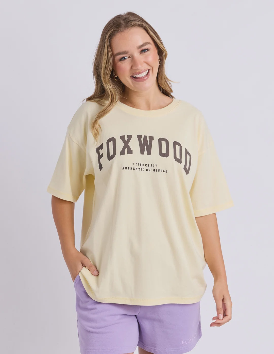 Foxwood Interval Tee - Butter Cream/Chocolate
