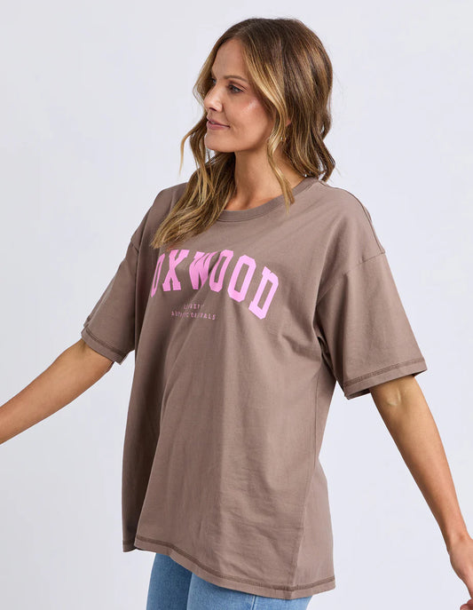 Foxwood Interval Tee - Brown with Bright Pink