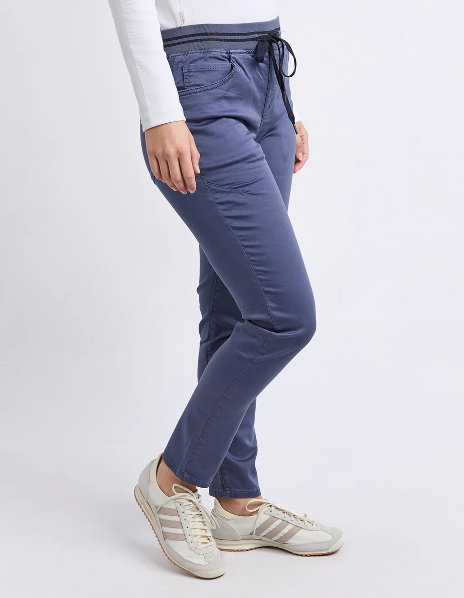 Foxwood Sylvia Jogger - Country Blue