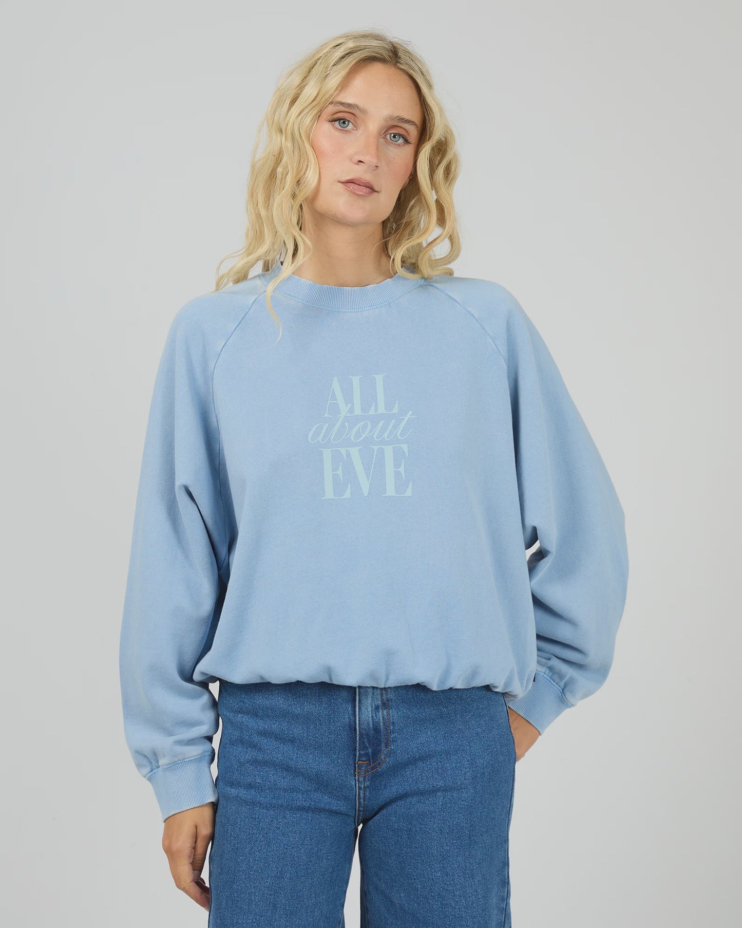 All About Eve Flynn Washed Box Raglan Crew - Blue