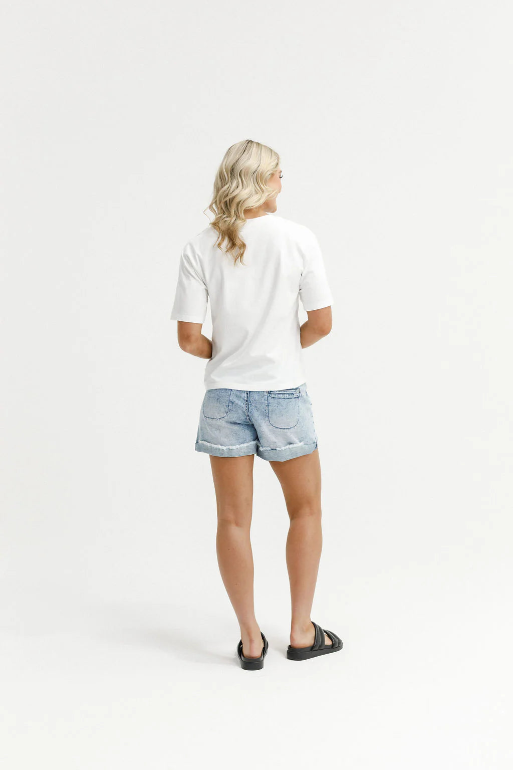Homelee V Neck Tee - Vanilla