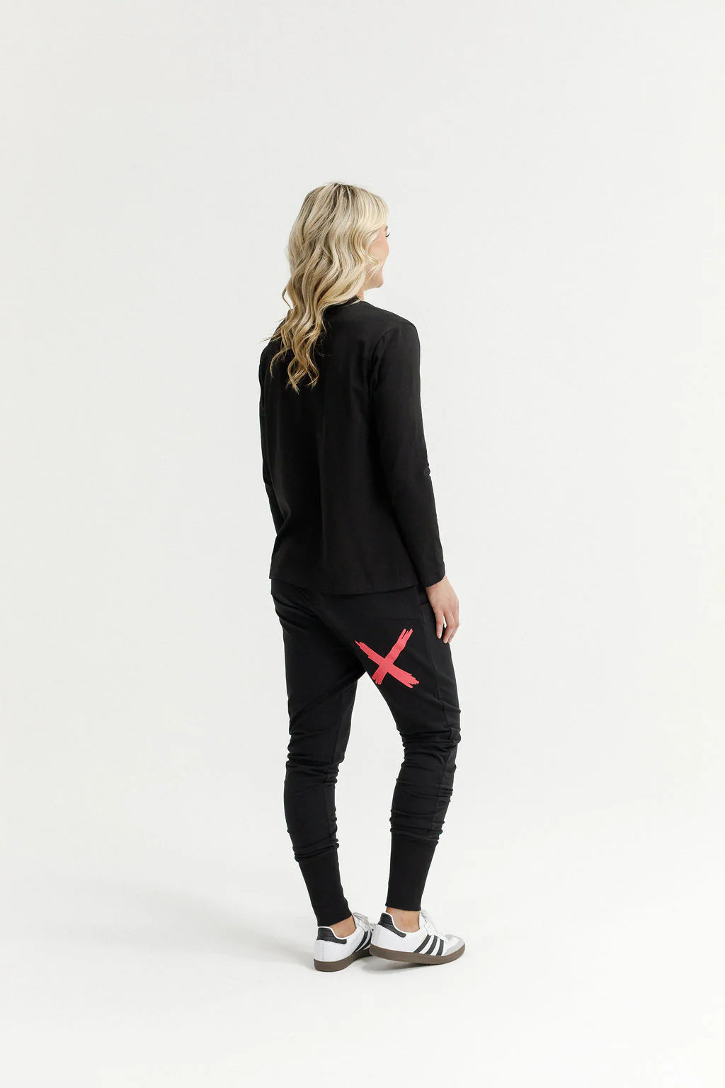 Homelee Apartment Pants - Alpine - Black with Coral