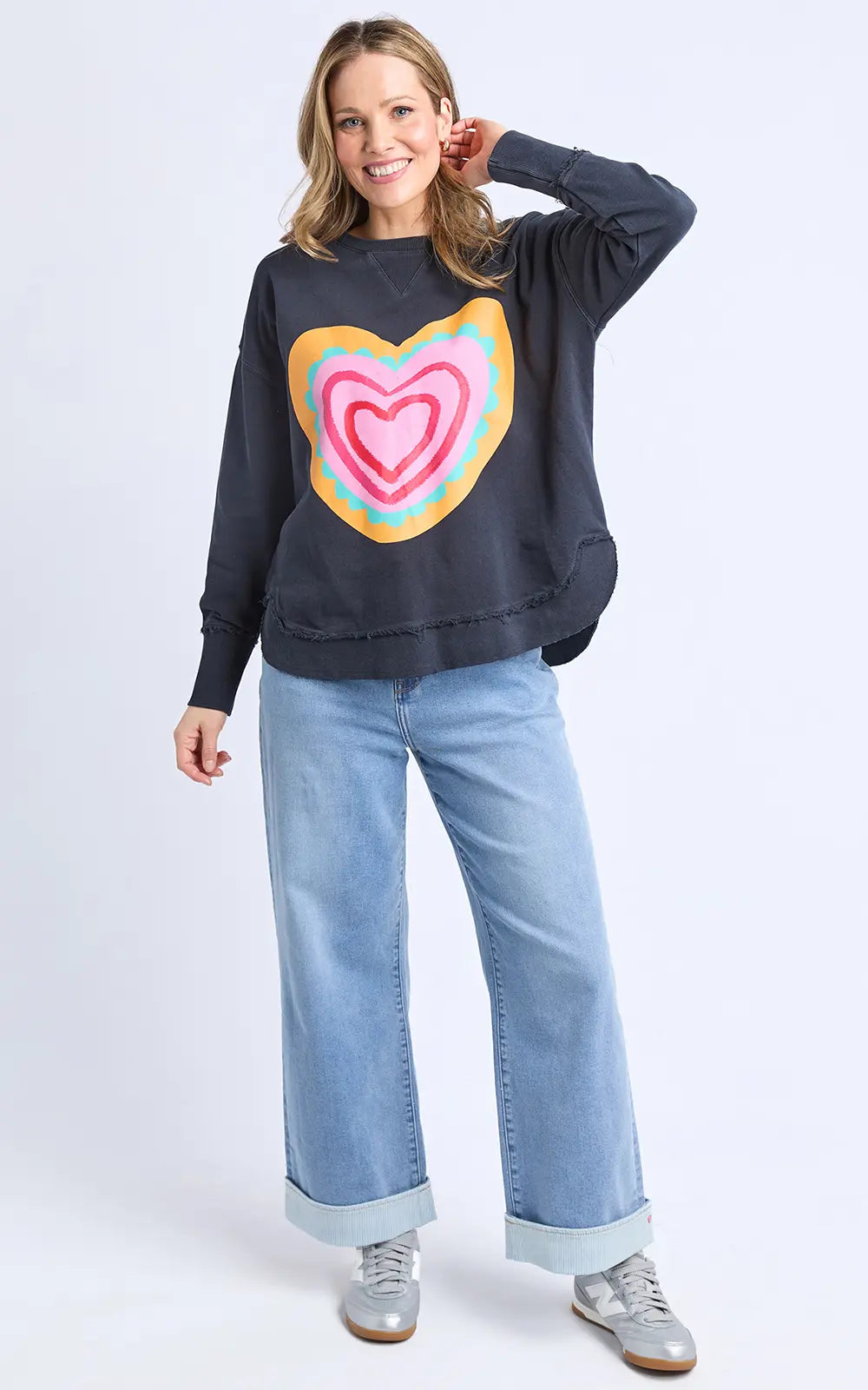 Elm Flaming Heart Crew - Navy