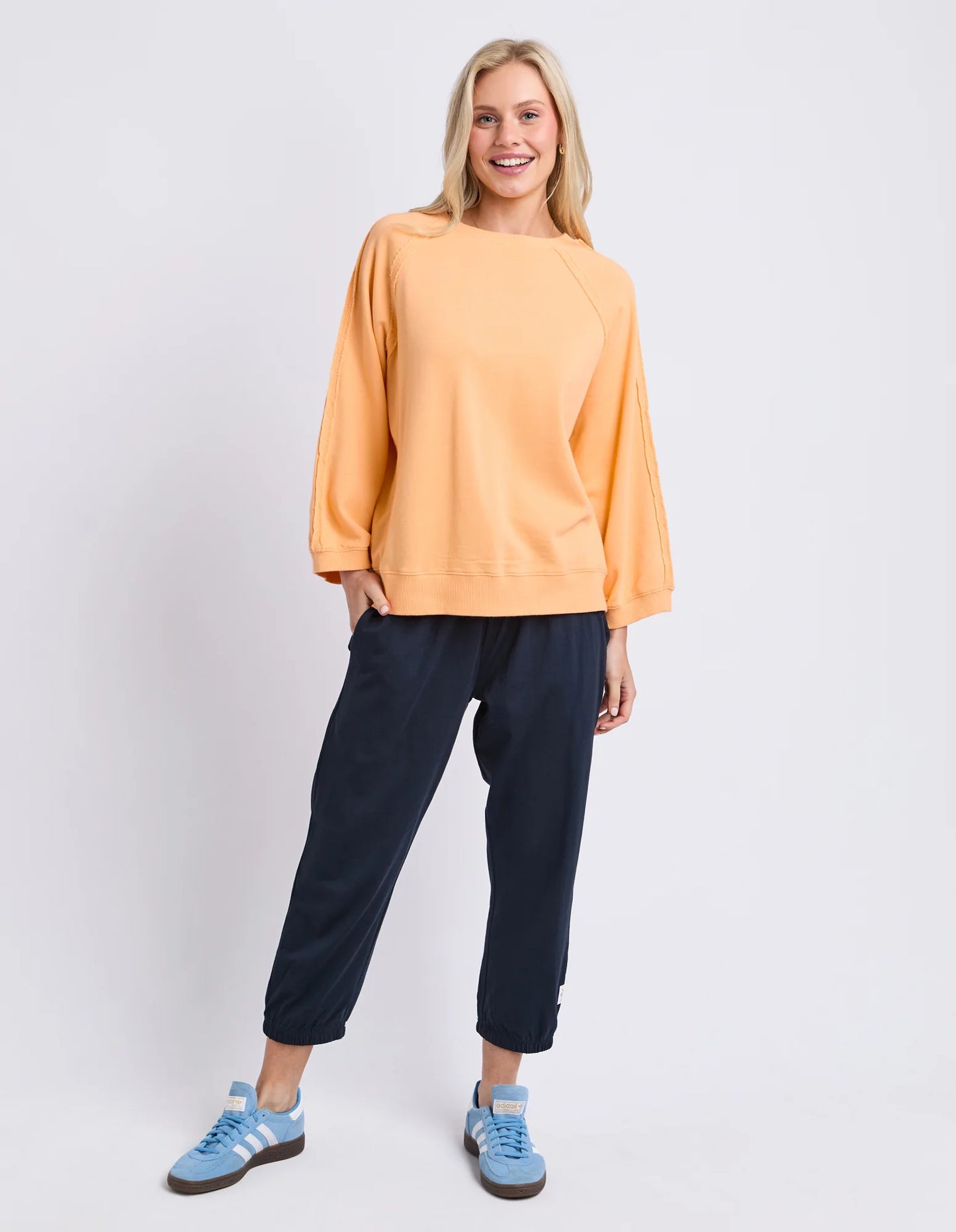 Elm Nessa Sweat - Peach