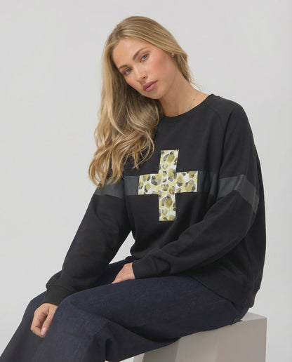 Stella + Gemma Classic Sweat - Leopardess Cross