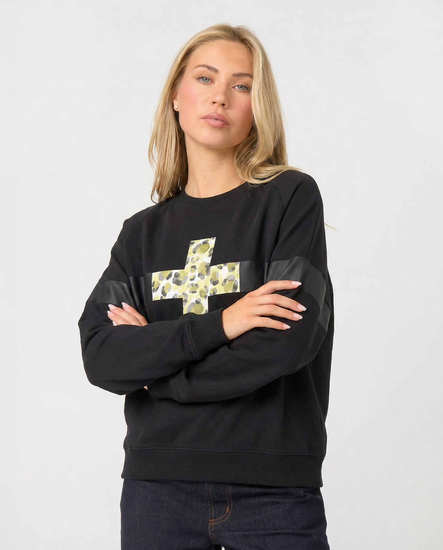 Stella + Gemma Classic Sweat - Leopardess Cross