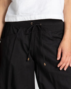 Boom Shankar Jada Short Basic Black