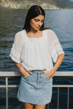 Load image into Gallery viewer, Ivy + Jack Cultured Square Neck Boxy S/S Top - Ivory
