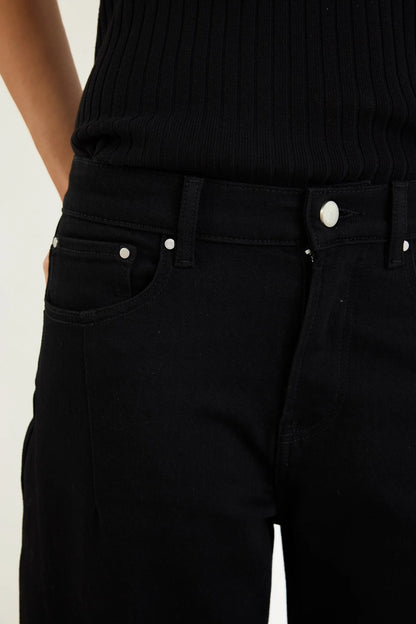 Among the Brave Graduate Stretch Barrel Jeans - Jet Black