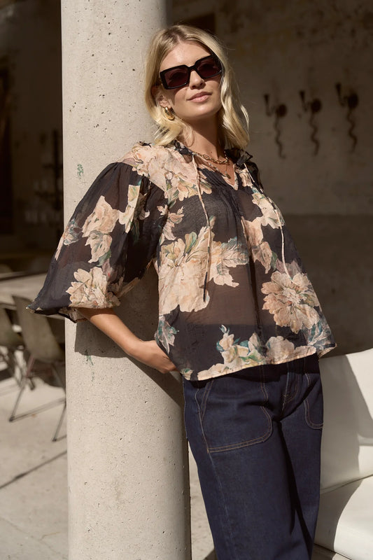 Ivy + Jack Refined Floral LS Pintuck Top - Navy/Peach Floral