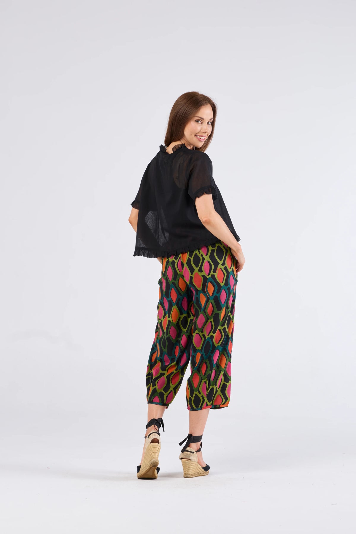 Au Hasard D'un Voyage Frill Seeker Top - Black