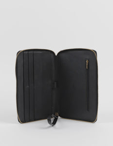 Stella + Gemma Getaway Travel Wallet - Black