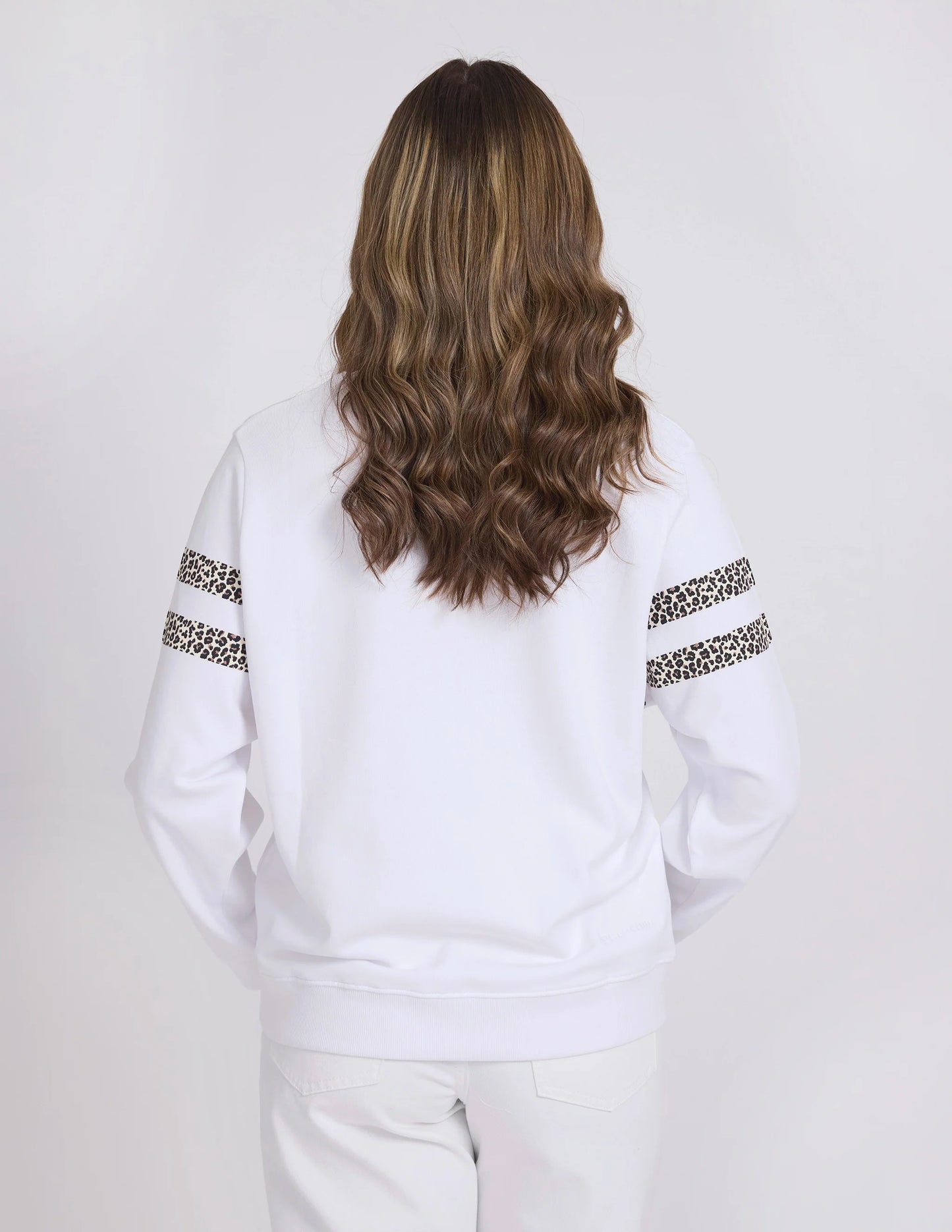 Stella + Gemma Essential Crew - White True Icon