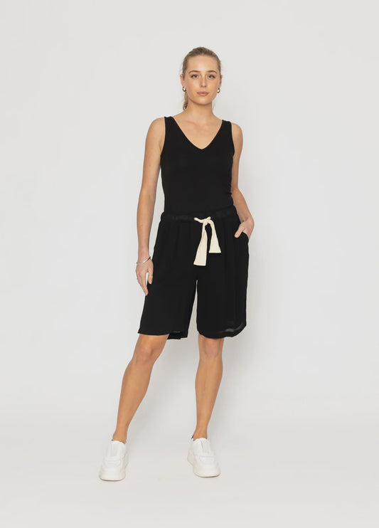 Two by Two Ford Linen Shorts - Black