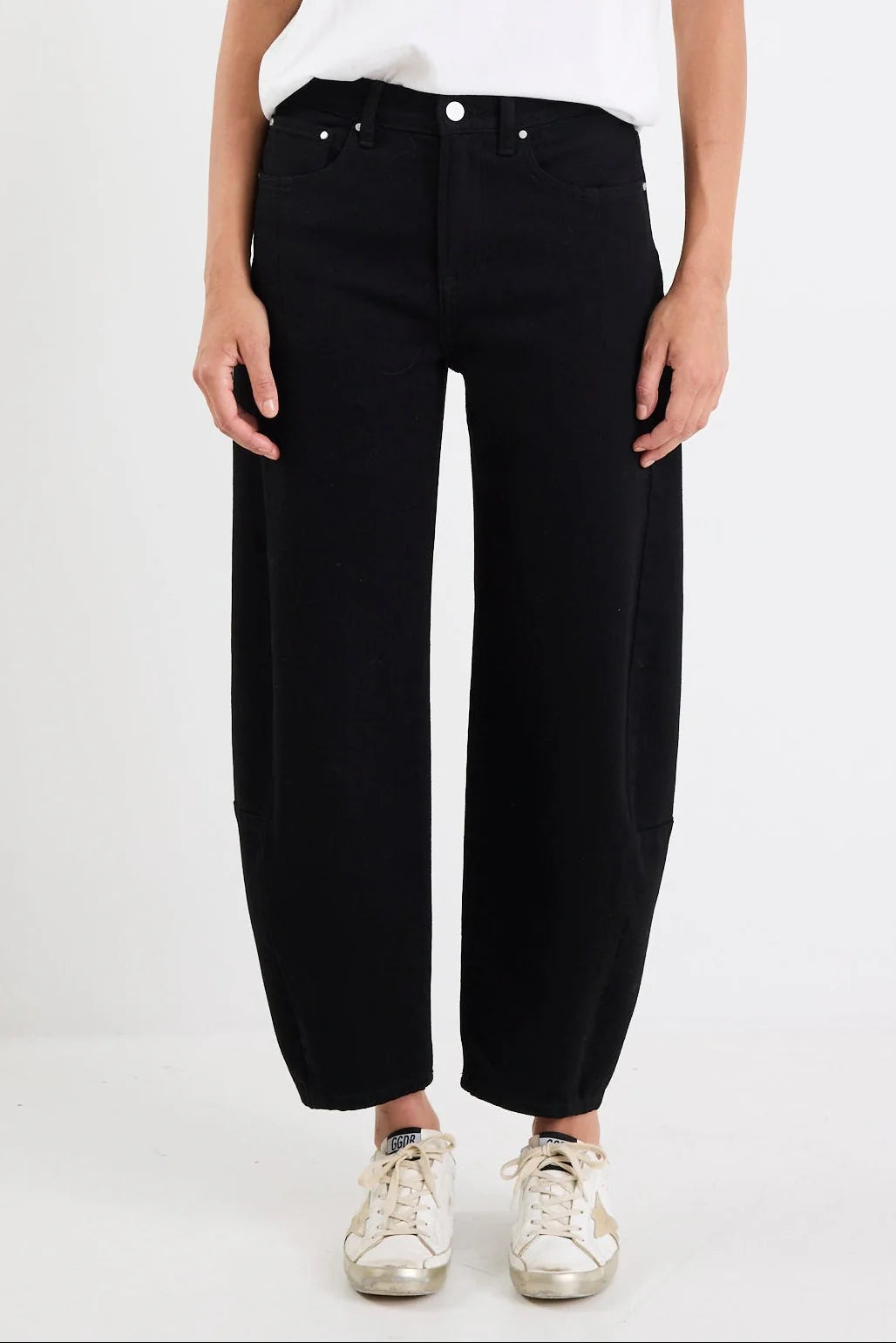 Among the Brave Graduate Stretch Barrel Jeans - Jet Black