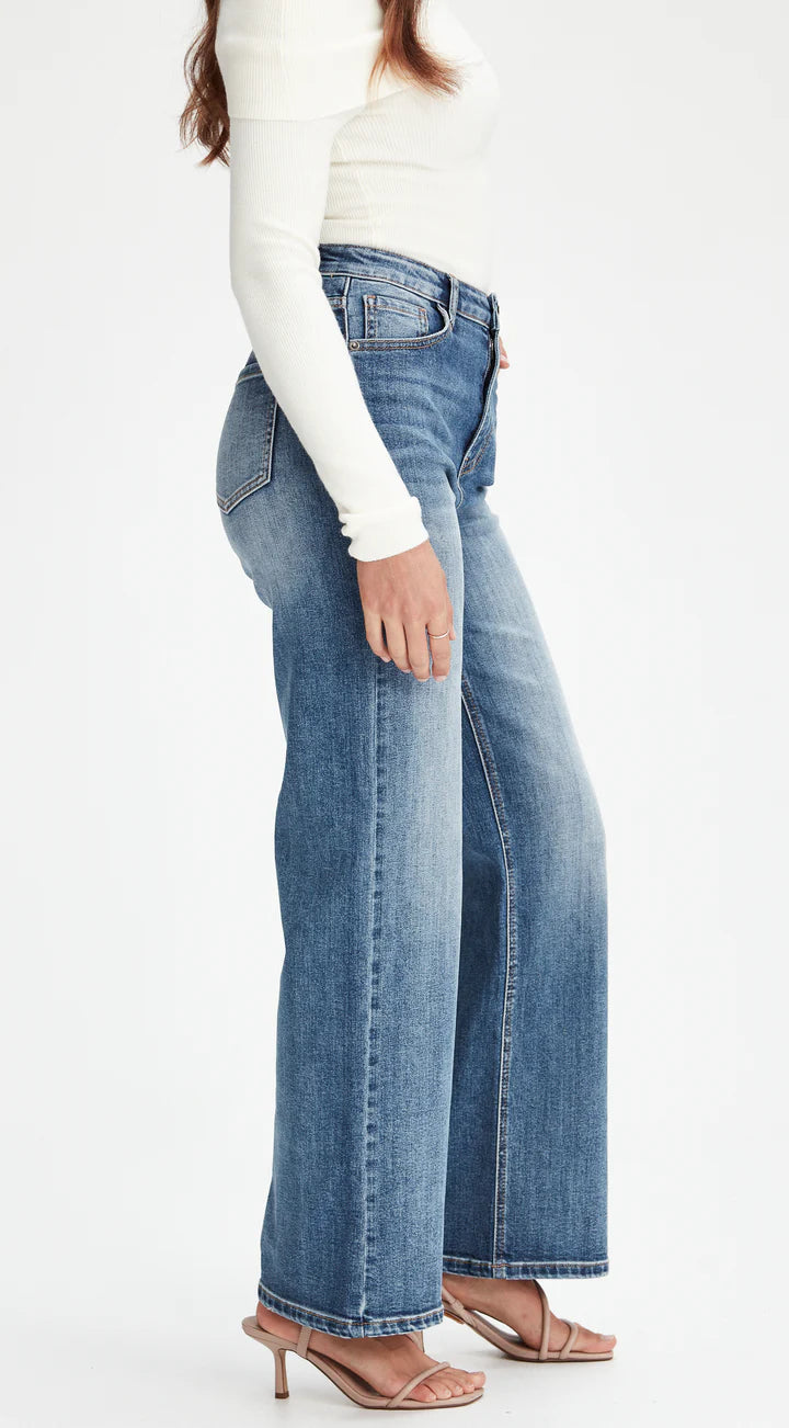 Junkfood Wendy SHORT STUFF Jeans -Denim Blue