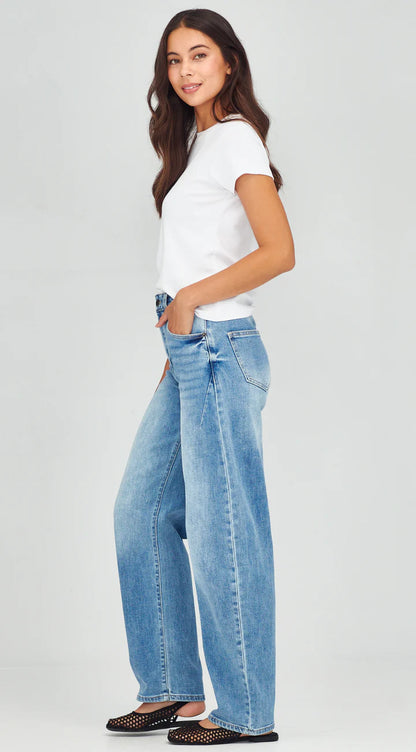 Junkfood WHISKEY Barrel Jeans SHORT LEG - Blue