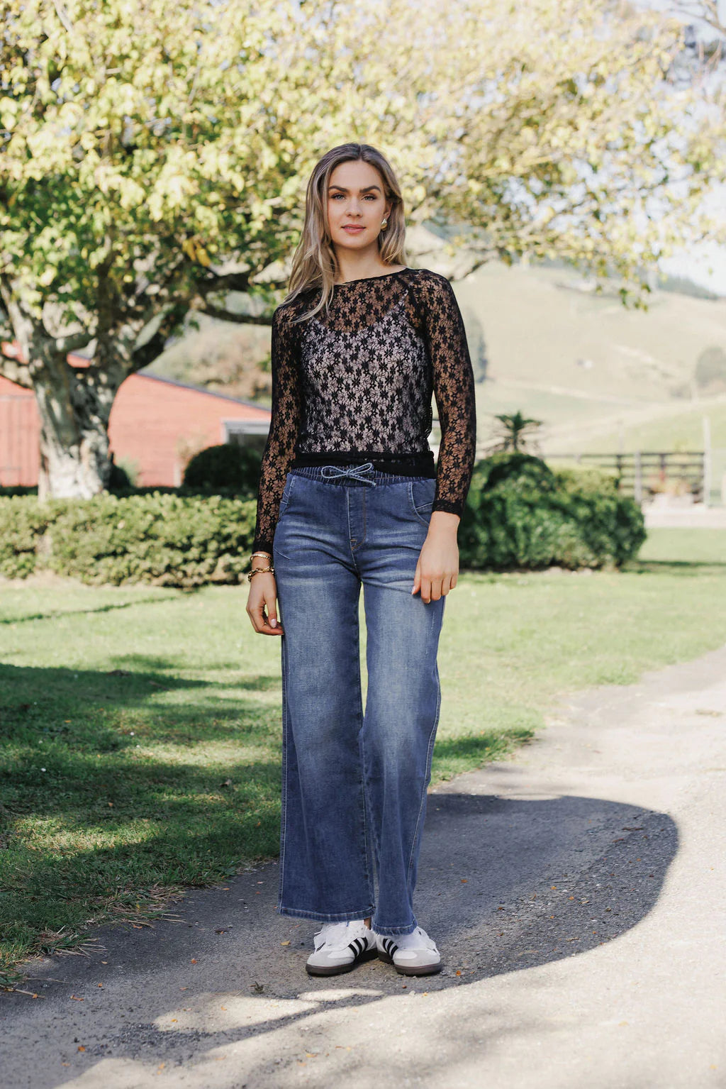 Homelee Knox Lace Long Sleeve - Black Meadow