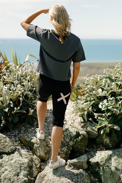 Homelee 3/4 Apartment Pants - Black with Blossom Daisy