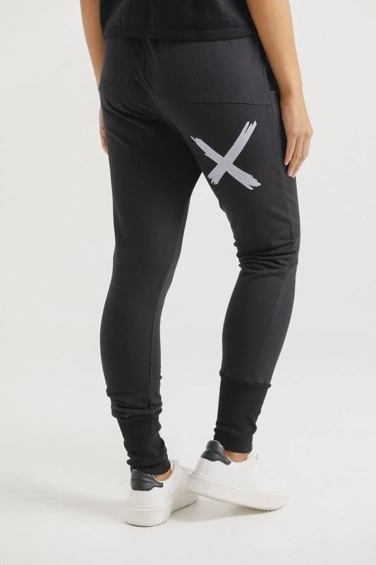 Homelee Apartment Alphine Pants - Black with Lilac X