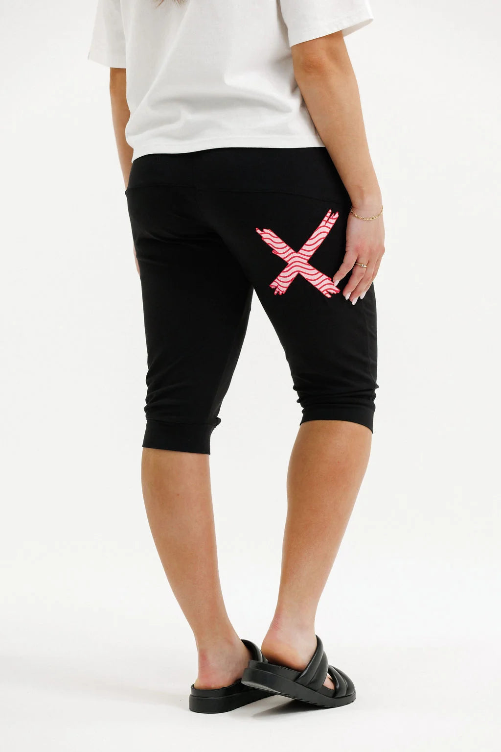 Homelee 3/4 Apartment Pants - Black with Cherry/ Blush Squiggle X