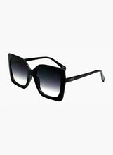 Load image into Gallery viewer, Otra Eyewear Sunglasses - Dynasty Rubber Black/Smoke Fade
