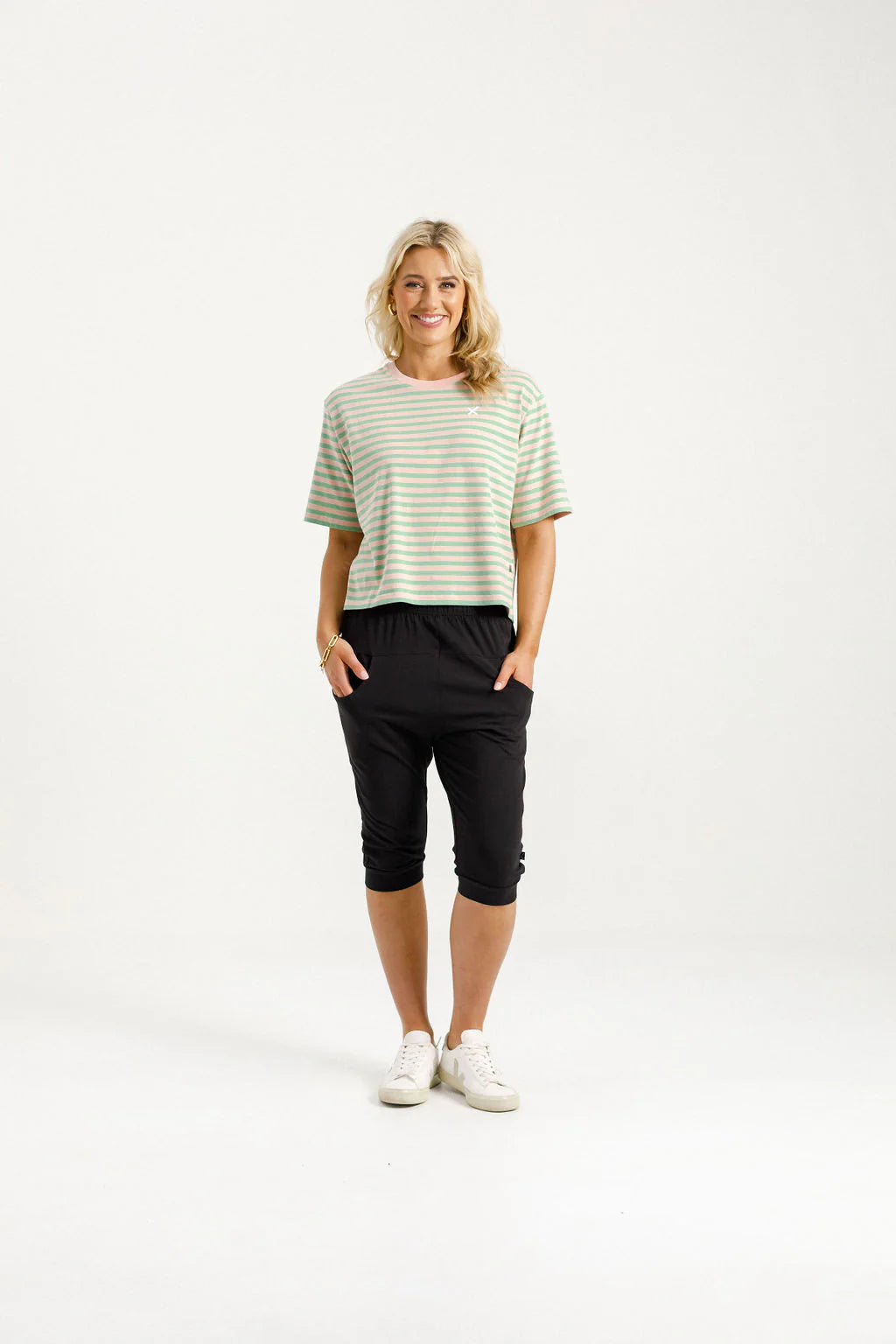 Homelee 3/4 Apartment Pants - Black with Kelly Green X