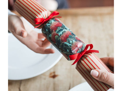 Moana Road Christmas Crackers - Pohutukawa