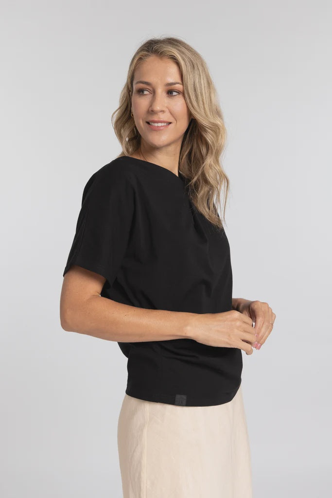 Mi Moso Mossy Rouched Tee - Black