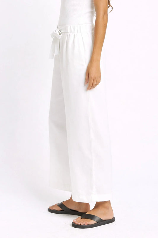 Betty Basics Bella Crop Pants - White